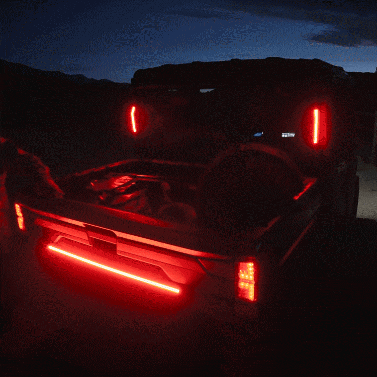 Ravek White Apex Light
